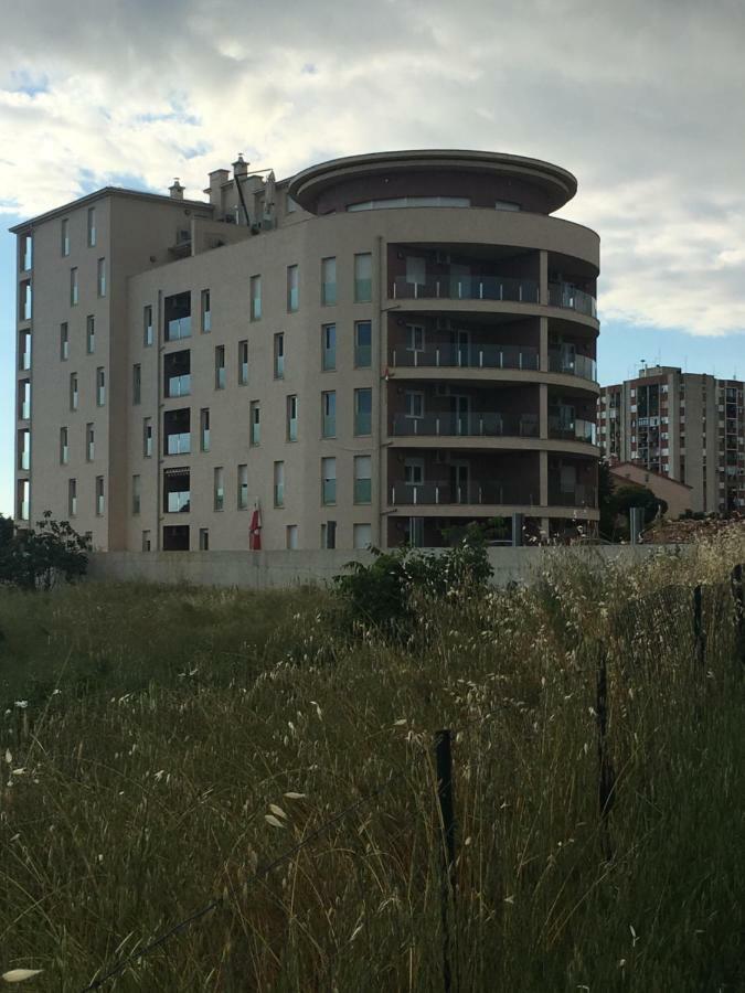 Monte Paradiso Panorama Пула Екстериор снимка